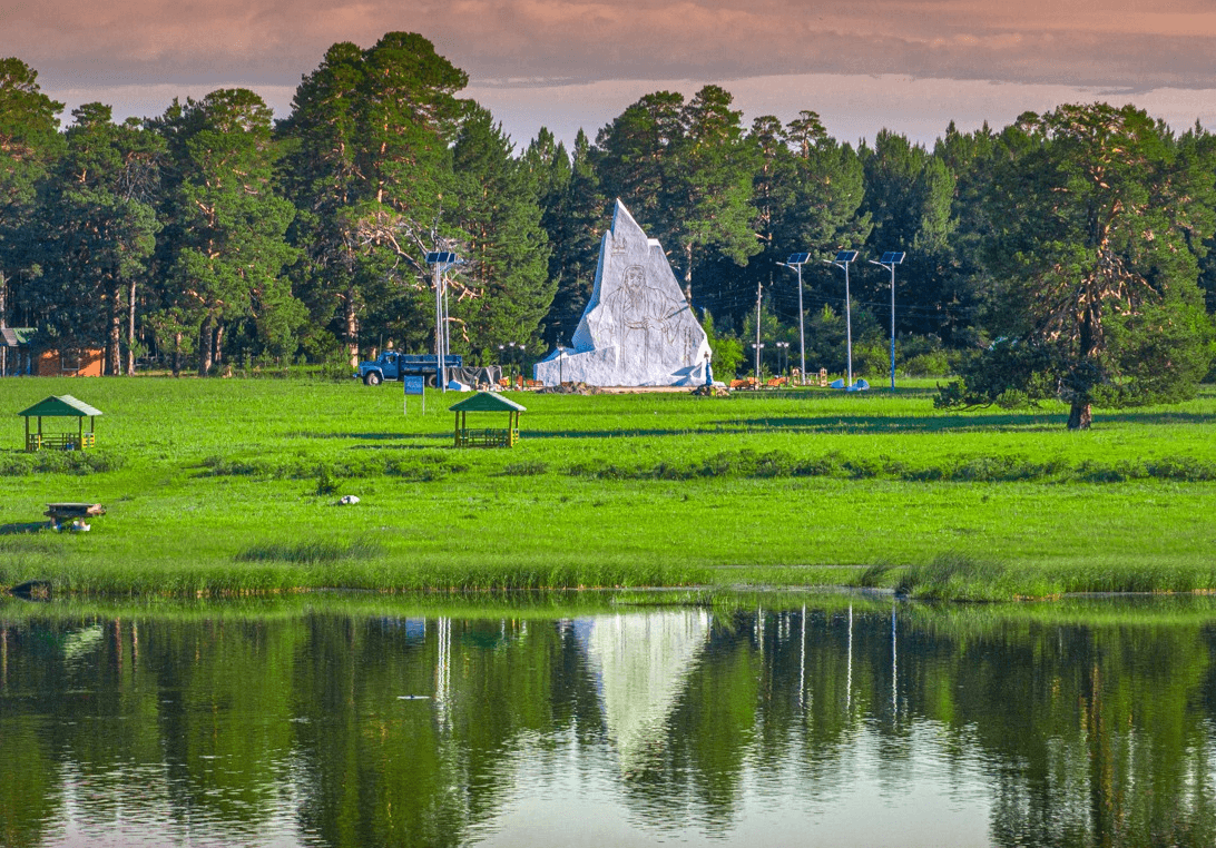 ИХ ТҮҮХИЙН ӨЛГИЙ ХЭНТИЙ  - Mongol Trail Adventure