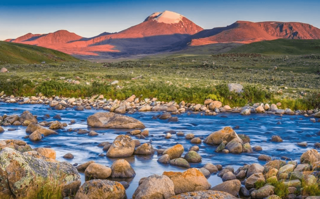  Отгонтэнгэр хайрханы аялал - Mongol Trail Adventure